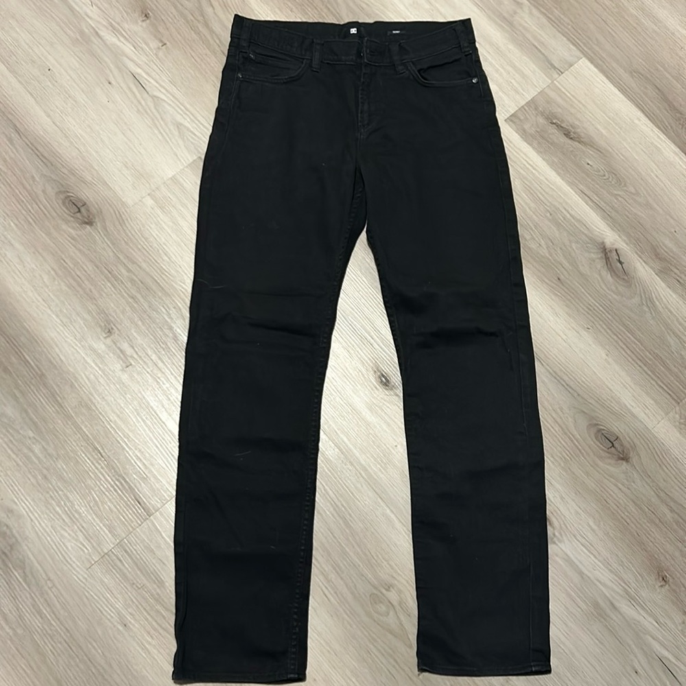 Men’s black DC jeans
